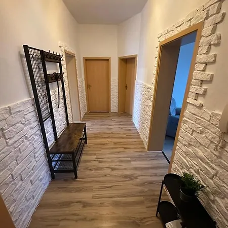 Apartment Ferienwohnung Bitterfeld *