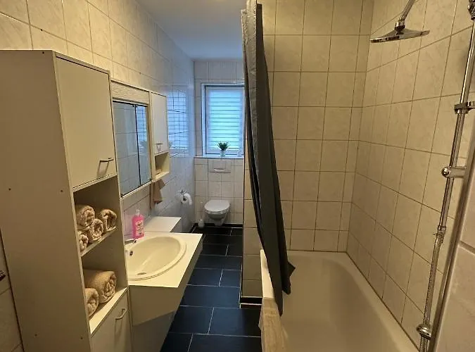 アパート Ferienwohnung Bitterfeld *